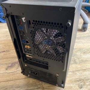 Used Gaming PC (In good Condition) 144+ FPS Comp Gaming